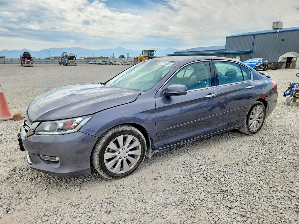 Продажа на аукционе авто 2013 Honda Accord, vin: 1HGCR3F88DA018359, номер лота: 61204566