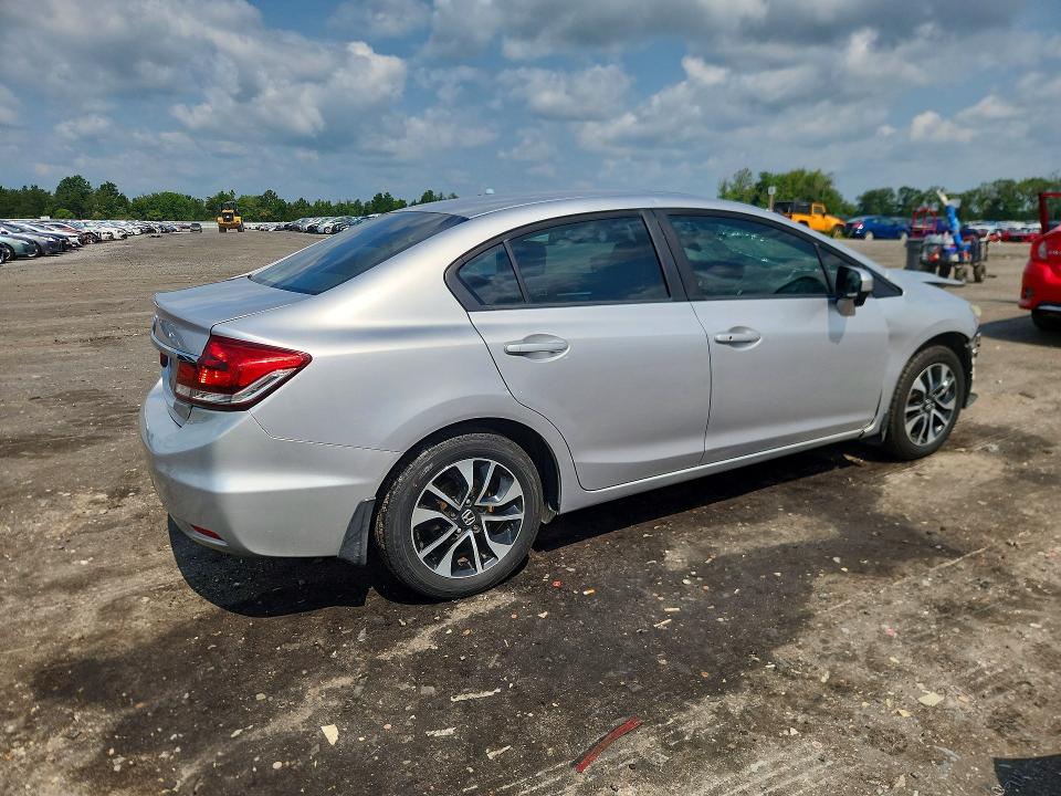 Продажа на аукционе авто 2015 Honda Civic, vin: 19XFB2F88FE040730, номер лота: 63140416