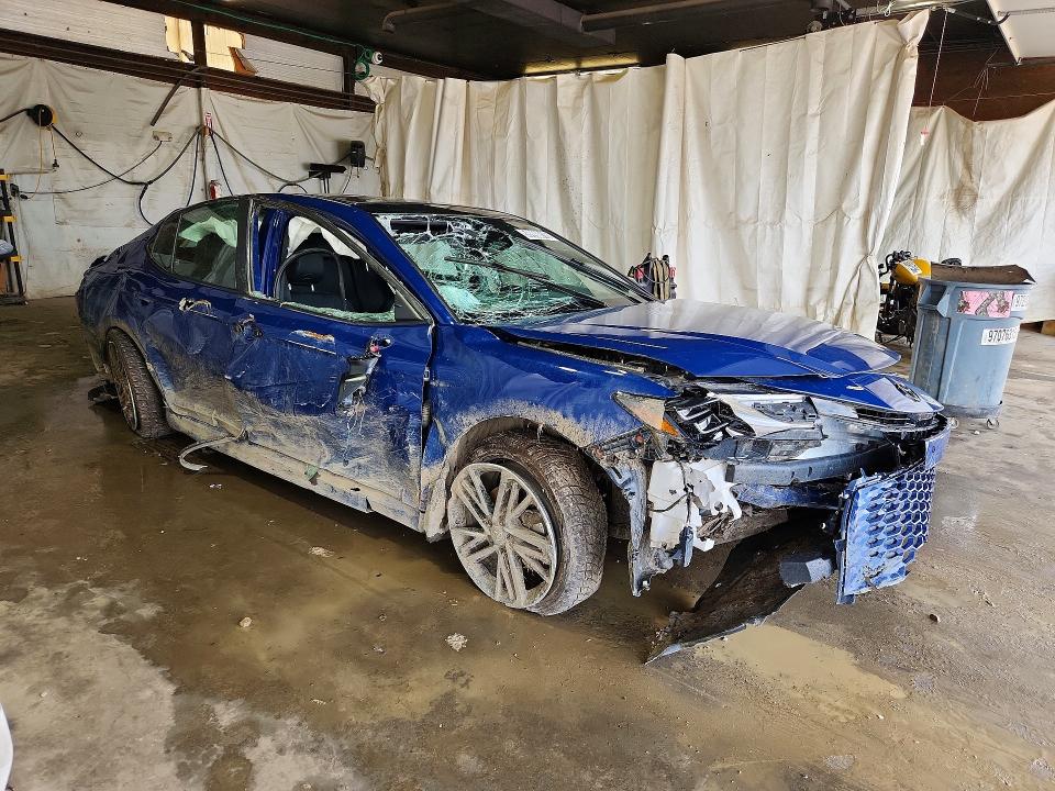 59998016 :رقم المزاد ، 4T1DAACK3SU079043 vin ، 2025 Toyota Camry مزاد بيع