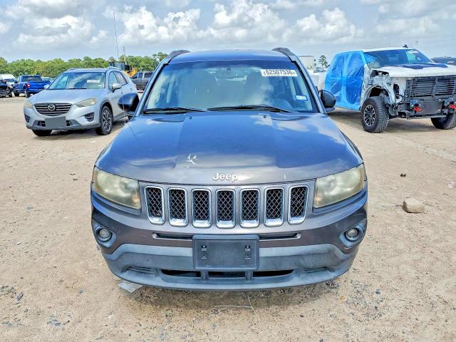 62507536 :رقم المزاد ، 1C4NJCBA8GD546736 vin ، 2016 Jeep Compass مزاد بيع