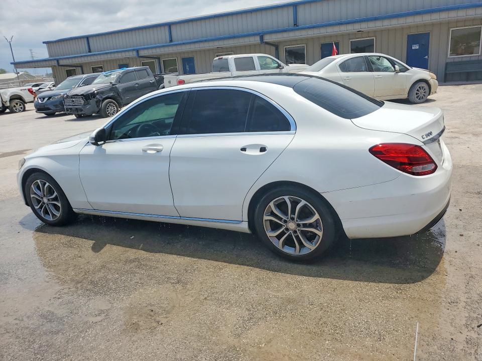 62068456 :رقم المزاد ، 55SWF4JB8HU196250 vin ، 2017 Mercedes-benz C مزاد بيع