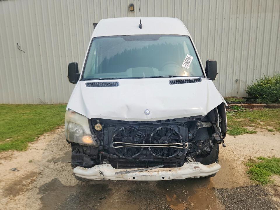 60666896 :رقم المزاد ، WD3PE8DC4E5823781 vin ، 2014 Mercedes-benz Sprinter مزاد بيع