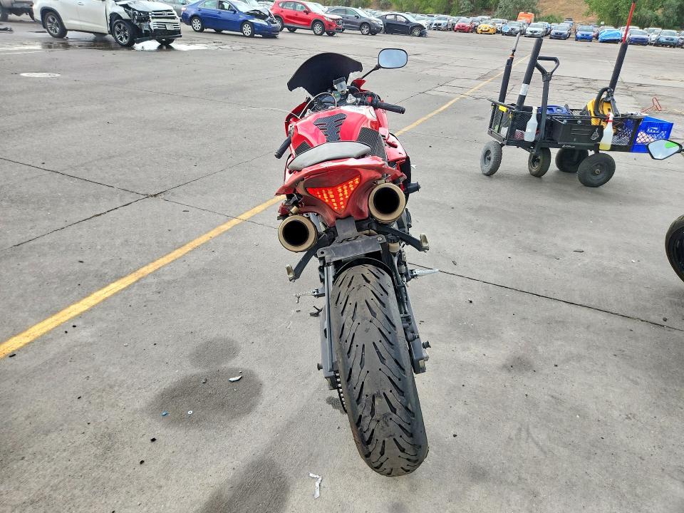 2013 Yamaha Yzfr1 მანქანა იყიდება აუქციონზე, vin: JYARN23E9DA014521, აუქციონის ნომერი: 62080056