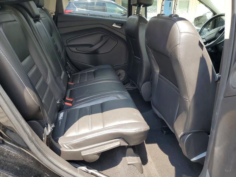 62125796 :رقم المزاد ، 1FMCU9J91HUD37442 vin ، 2017 Ford Escape مزاد بيع