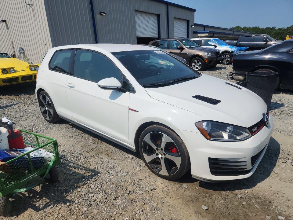 63341486 :رقم المزاد ، 3VWYT7AU5FM054188 vin ، 2015 Volkswagen Gti مزاد بيع