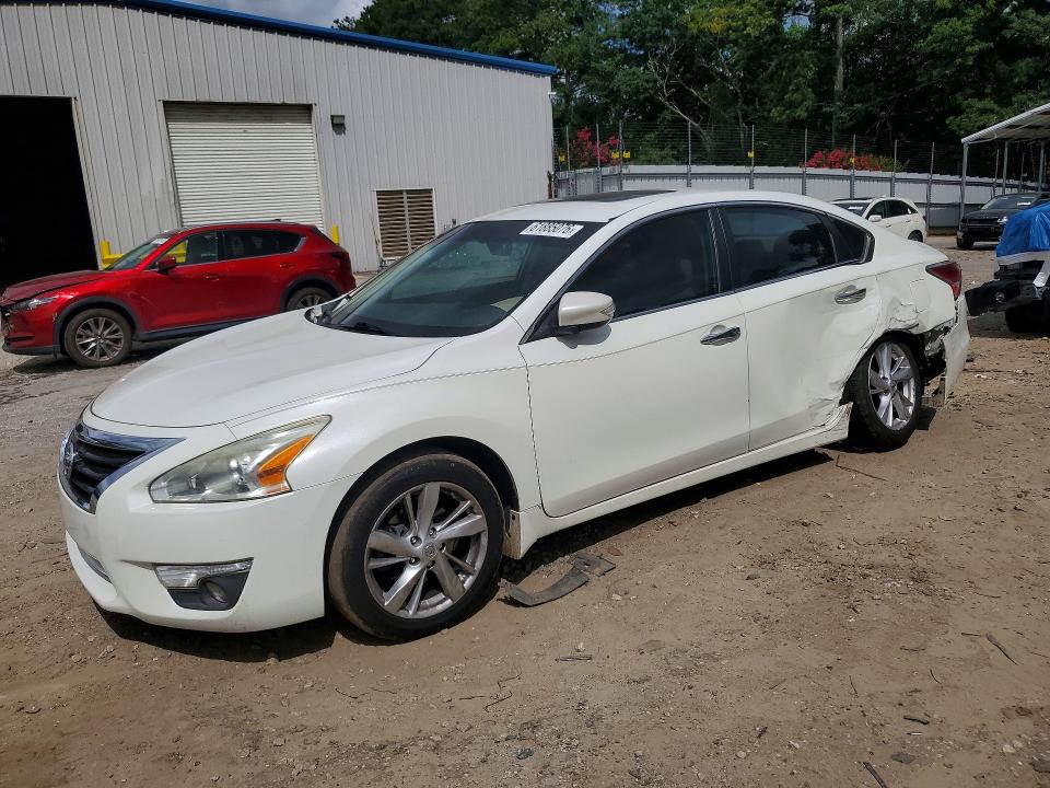61885076 :رقم المزاد ، 1N4AL3AP9FN404263 vin ، 2015 Nissan Altima مزاد بيع