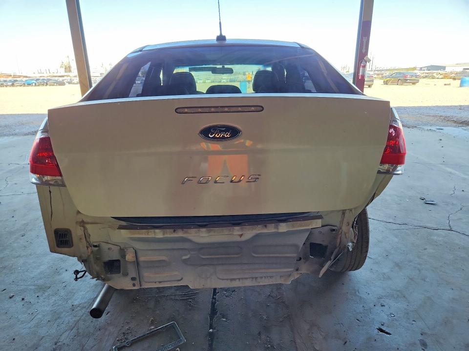 60377616 :رقم المزاد ، 1FAHP3EN5BW181137 vin ، 2011 Ford Focus مزاد بيع