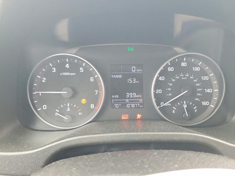 62225366 :رقم المزاد ، 5NPD74LF6HH087860 vin ، 2017 Hyundai Elantra مزاد بيع