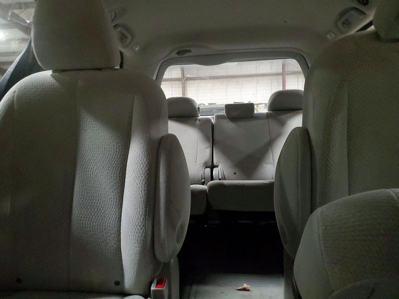 60690006 :رقم المزاد ، 5TDJK3DC8DS069719 vin ، 2013 Toyota Sienna مزاد بيع