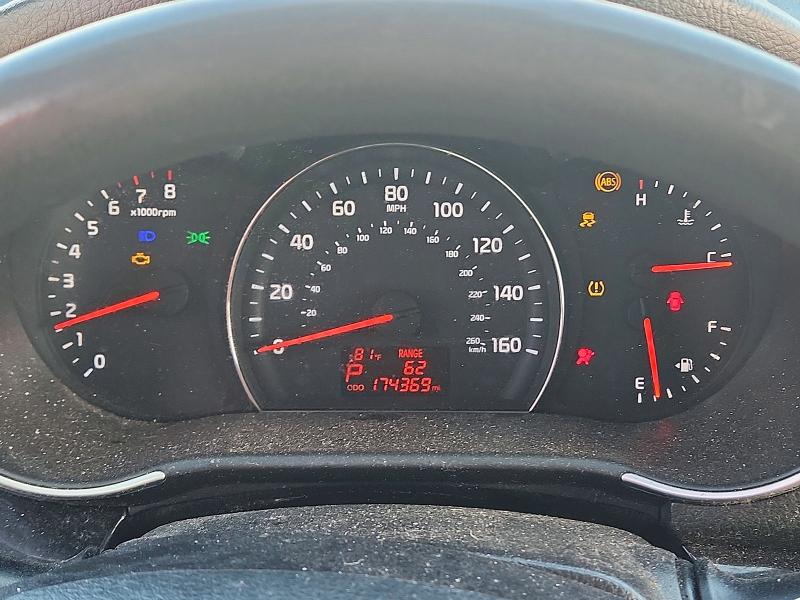 2014 Kia Sorento მანქანა იყიდება აუქციონზე, vin: 5XYKT3A62EG520268, აუქციონის ნომერი: 60030956