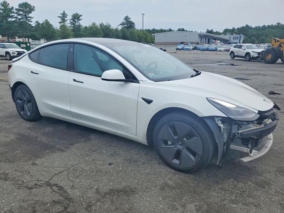 Продаж на аукціоні авто 2022 Tesla Model 3, vin: 5YJ3E1EB4NF114493, номер лоту: 61561306