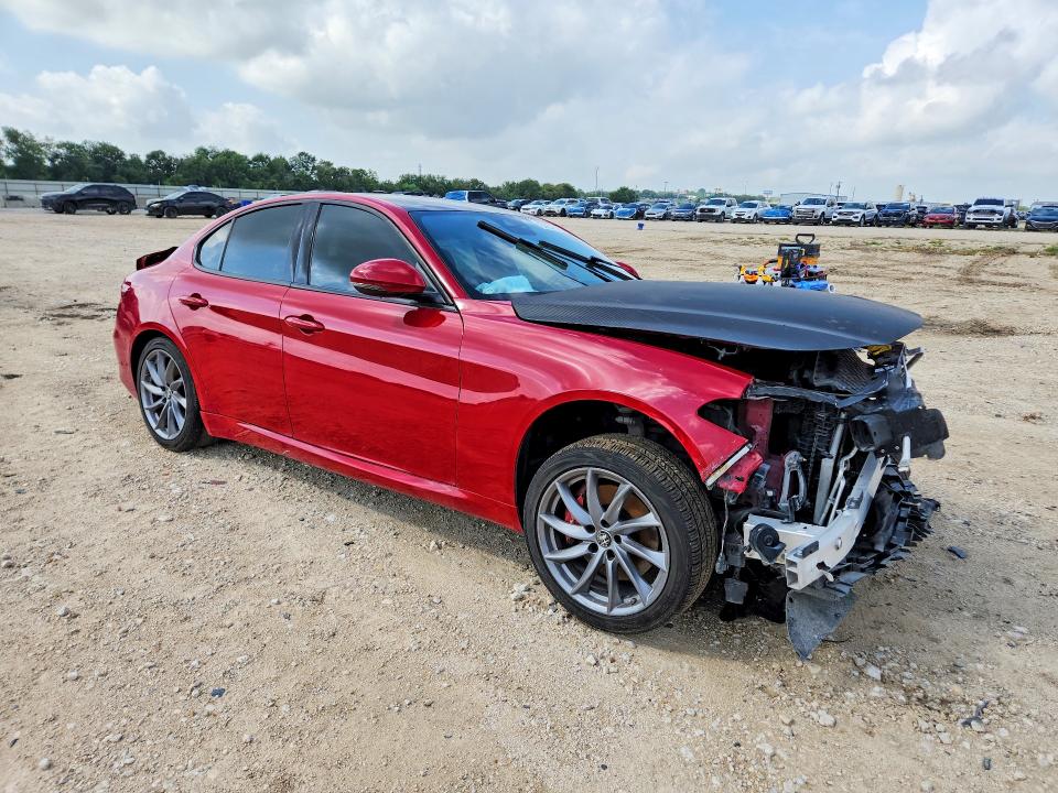 Продаж на аукціоні авто 2023 Alfa Romeo Giulia, vin: ZARFAMAN1P7670527, номер лоту: 61976666