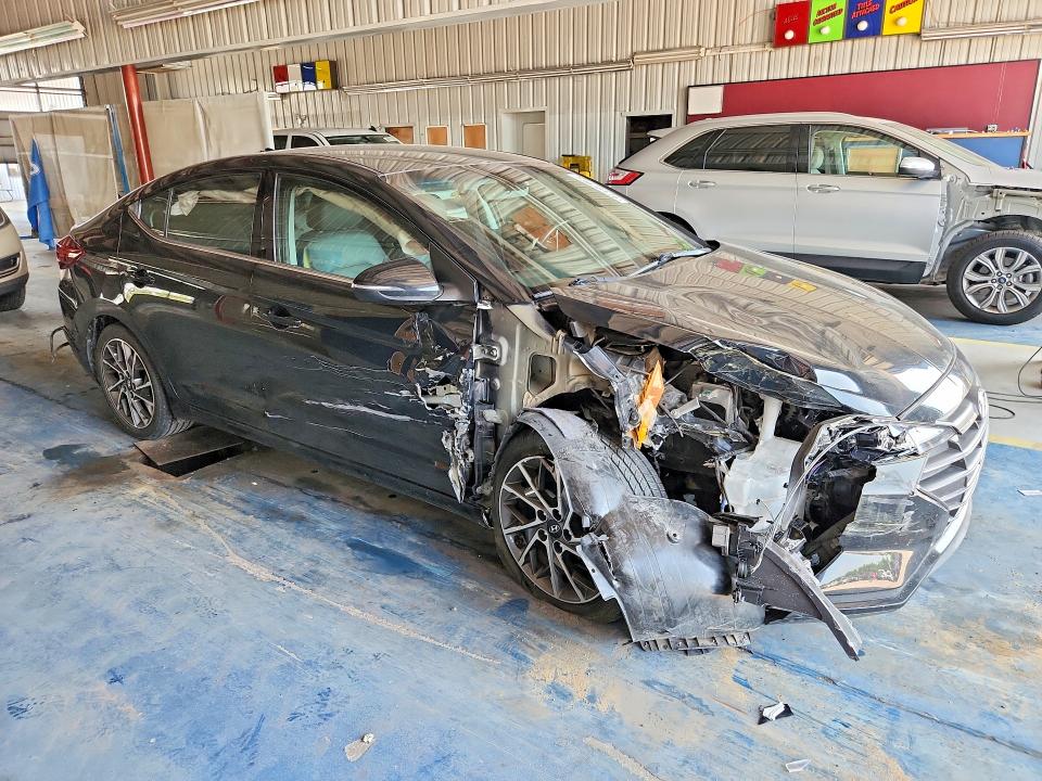 59635476 :رقم المزاد ، 5NPD84LF9LH516267 vin ، 2020 Hyundai Elantra مزاد بيع