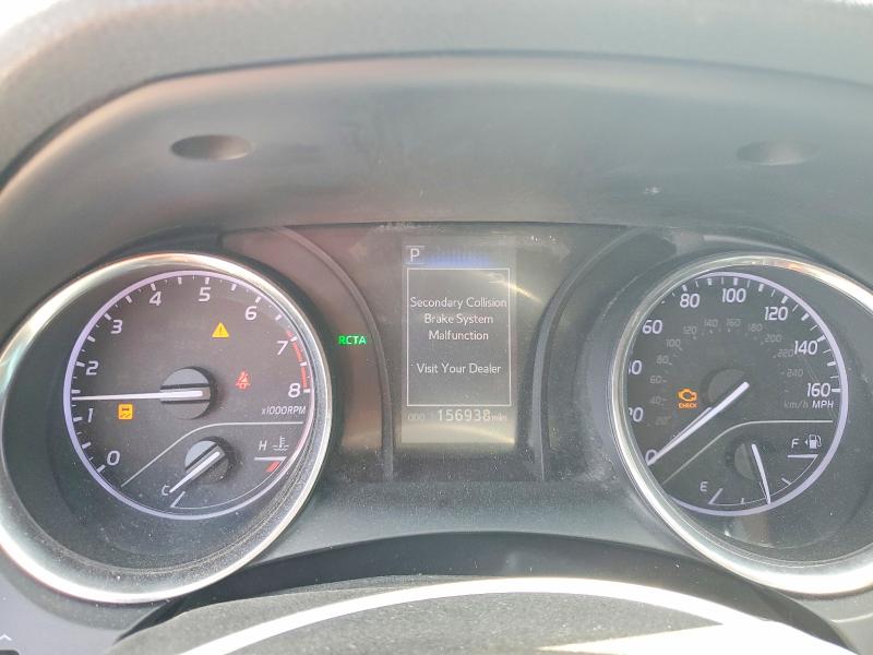 59000046 :رقم المزاد ، 4T1B11HK0JU619818 vin ، 2018 Toyota Camry مزاد بيع
