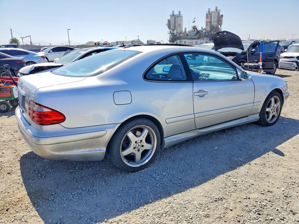 Продажа на аукционе авто 2002 Mercedes-benz Clk, vin: WDBLJ70G02F199193, номер лота: 62445916