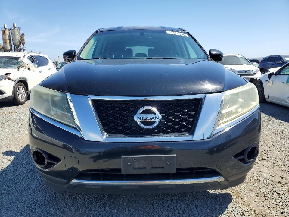 62472496 :رقم المزاد ، 5N1AR2MN6FC619054 vin ، 2015 Nissan Pathfinder مزاد بيع