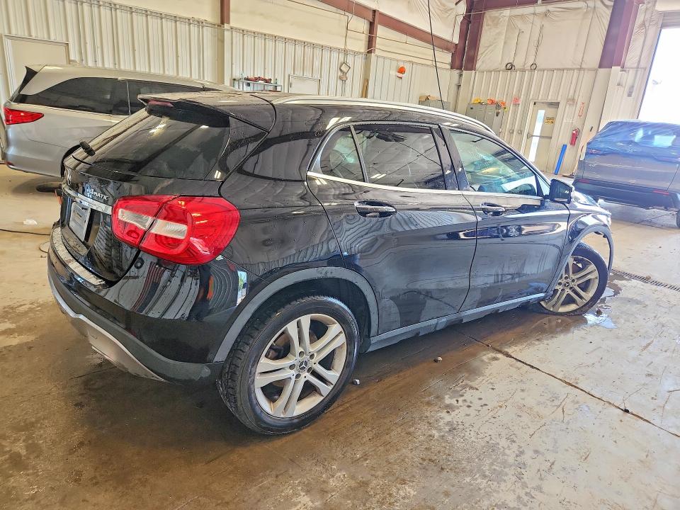 2018 Mercedes-benz Gla მანქანა იყიდება აუქციონზე, vin: WDCTG4GB2JJ463321, აუქციონის ნომერი: 59165746