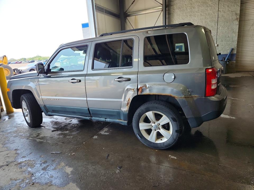 2011 Jeep Patriot მანქანა იყიდება აუქციონზე, vin: 1J4NF1GB1BD256168, აუქციონის ნომერი: 61963076