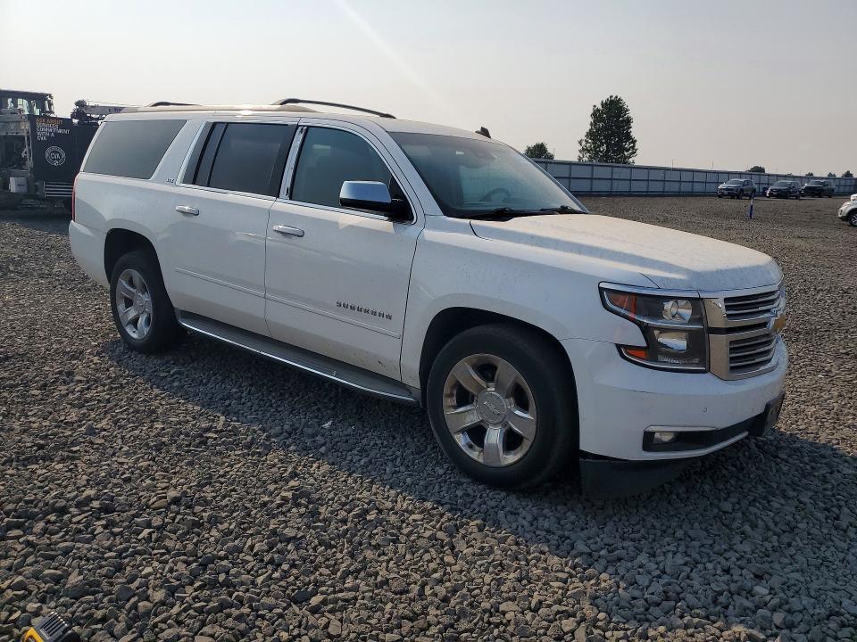 62018406 :رقم المزاد ، 1GNSKKKC0FR186852 vin ، 2015 Chevrolet Suburban مزاد بيع