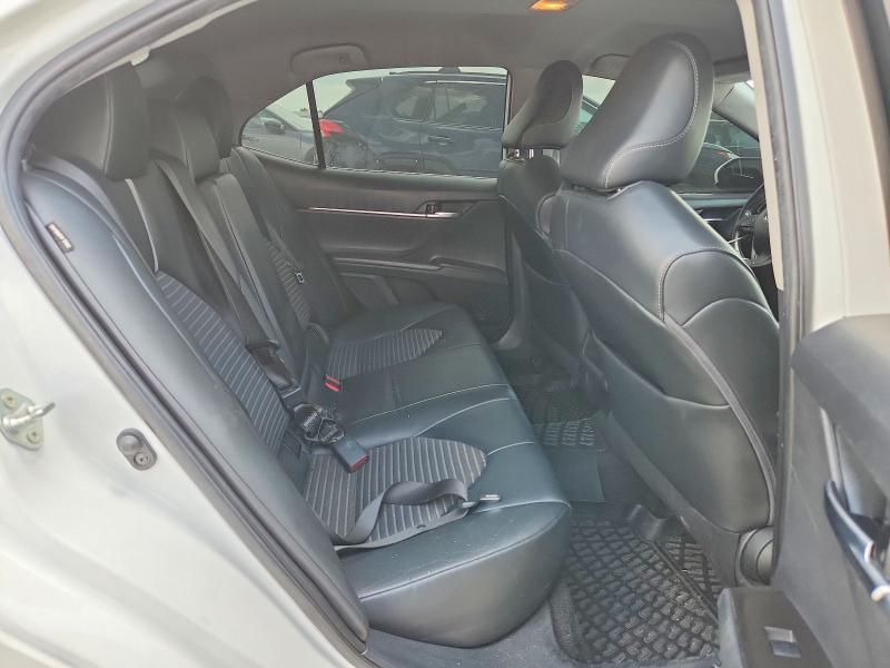 59982836 :رقم المزاد ، 4T1G11AK2MU413095 vin ، 2021 Toyota Camry مزاد بيع