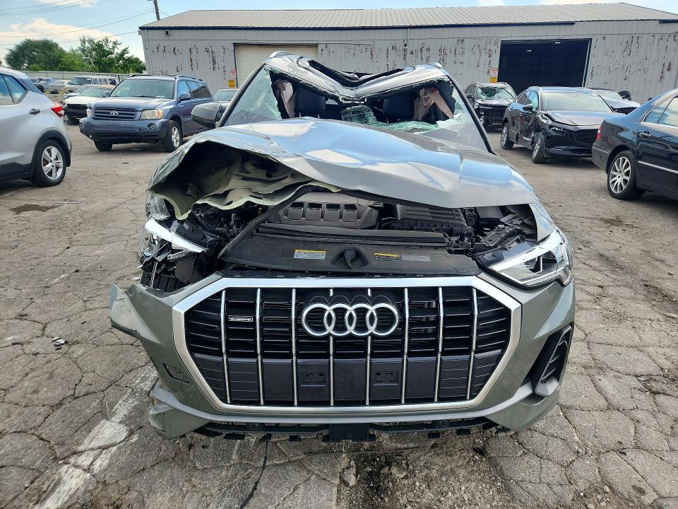 Продаж на аукціоні авто 2025 Audi Q3, vin: WA1DECF35S1061941, номер лоту: 58098706