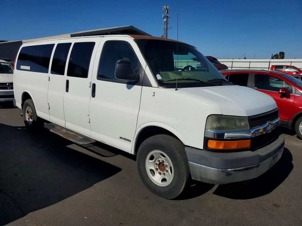 60019686 :رقم المزاد ، 1GAHG39U031214497 vin ، 2003 Chevrolet Express G3500 مزاد بيع