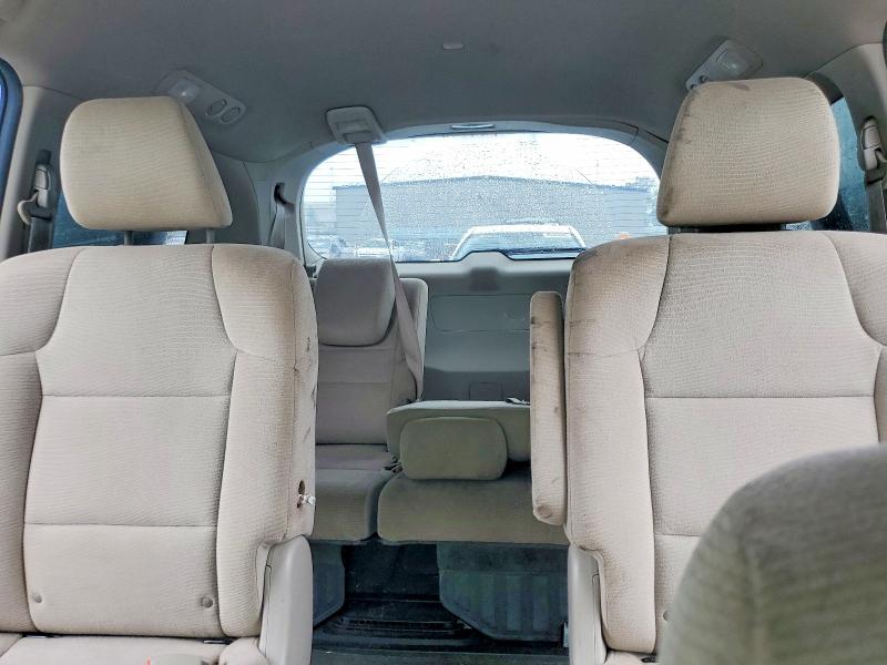 60925026 :رقم المزاد ، 5FNRL5H24BB017177 vin ، 2011 Honda Odyssey مزاد بيع