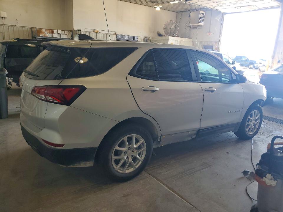 61136306 :رقم المزاد ، 3GNAXHEV3NS106887 vin ، 2022 Chevrolet Equinox مزاد بيع