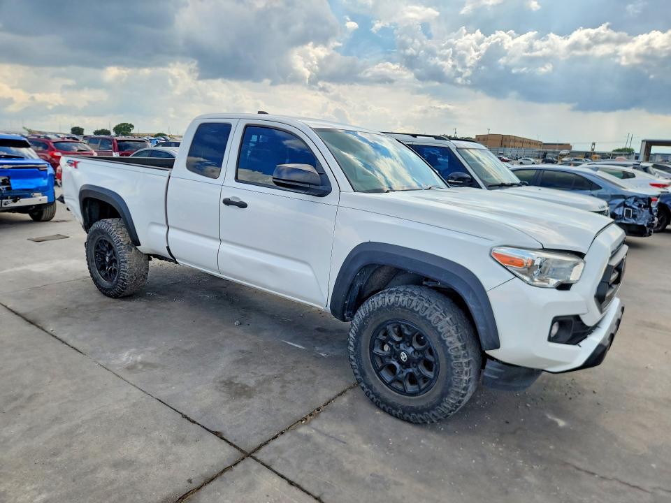 Продаж на аукціоні авто 2022 Toyota Tacoma, vin: 3TYRX5GN1NT065028, номер лоту: 61352776