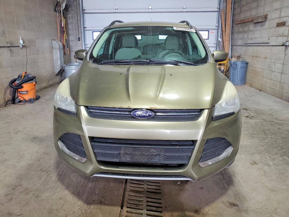 2014 Ford Escape მანქანა იყიდება აუქციონზე, vin: 1FMCU9G99EUA82428, აუქციონის ნომერი: 62350066