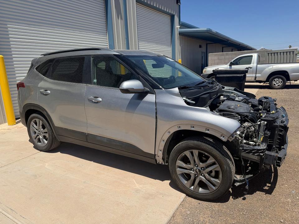 Продаж на аукціоні авто 2021 Kia Seltos, vin: KNDEU2AA8M7090475, номер лоту: 63336616