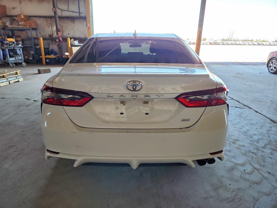 Aukcja sprzedaży 2021 Toyota Camry, vin: 4T1G11AK0MU605261, numer aukcji: 59861816