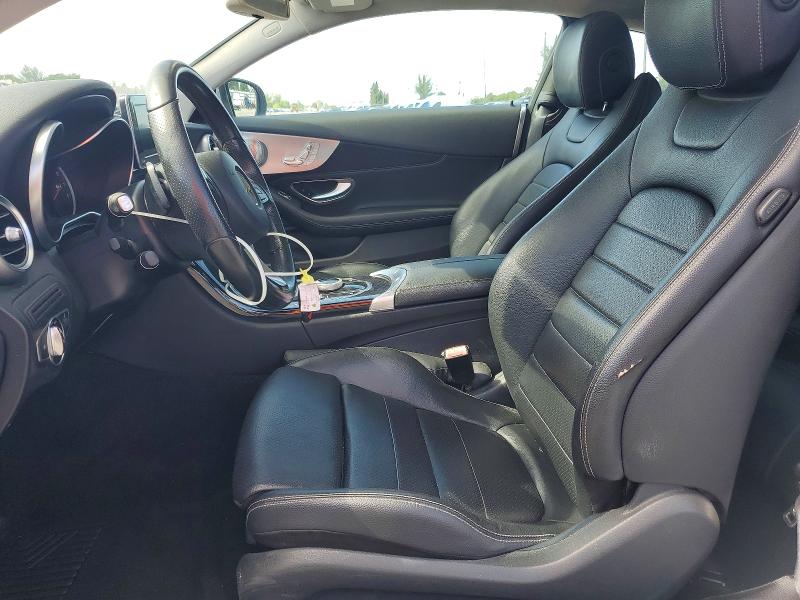 60950016 :رقم المزاد ، WDDWJ4JB6HF328505 vin ، 2017 Mercedes-benz C مزاد بيع