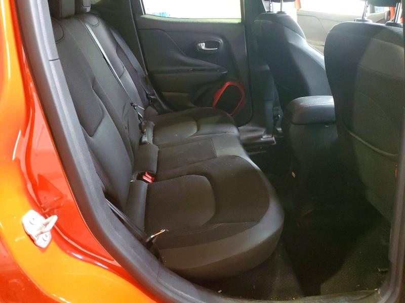 2015 Jeep Renegade მანქანა იყიდება აუქციონზე, vin: ZACCJBCT0FPB64868, აუქციონის ნომერი: 63172336
