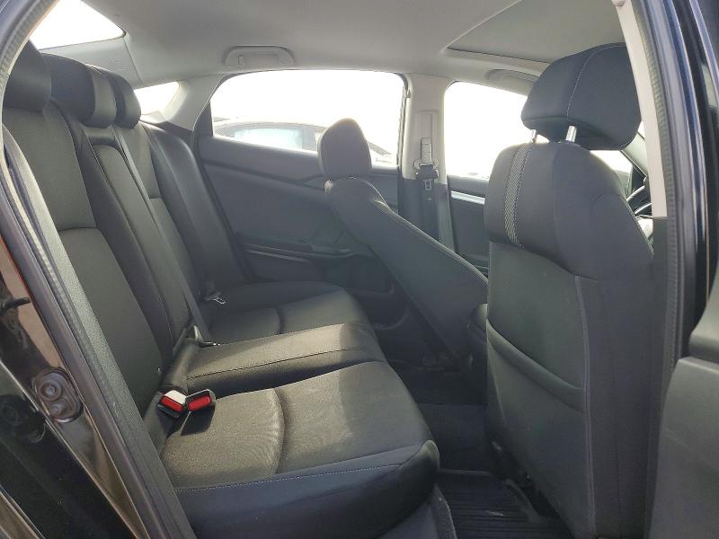 60131566 :رقم المزاد ، 2HGFC2F7XGH018059 vin ، 2016 Honda Civic مزاد بيع