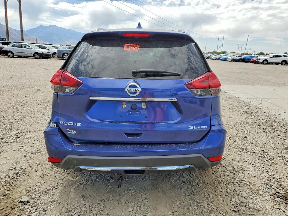 Продажа на аукционе авто 2018 Nissan Rogue, vin: 5N1AT2MVXJC733634, номер лота: 59544296