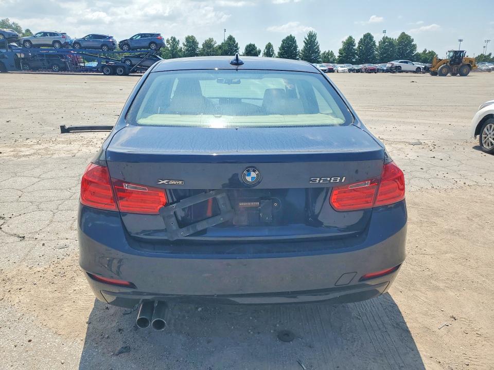 2015 Bmw 328 მანქანა იყიდება აუქციონზე, vin: WBA3B5G54FNS15069, აუქციონის ნომერი: 60804606