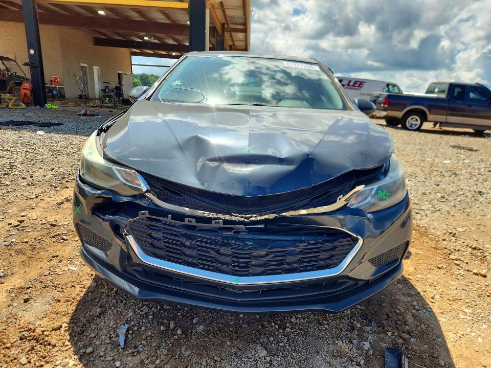 Продажа на аукционе авто 2017 Chevrolet Cruze, vin: 1G1BE5SM2H7270429, номер лота: 61327286