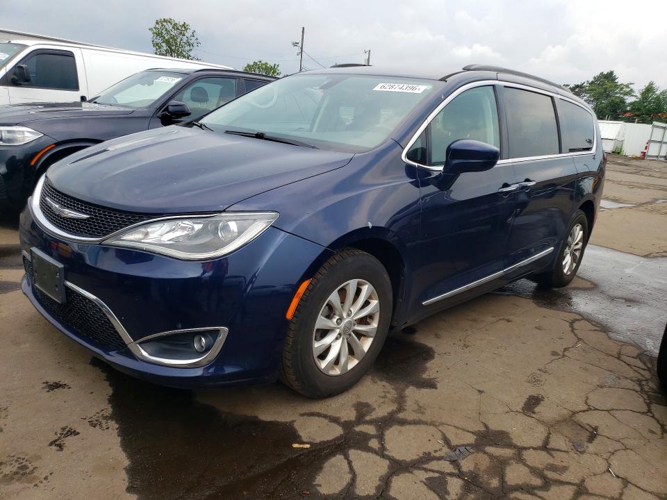 2017 Chrysler Pacifica მანქანა იყიდება აუქციონზე, vin: 2C4RC1BGXHR785742, აუქციონის ნომერი: 62874396