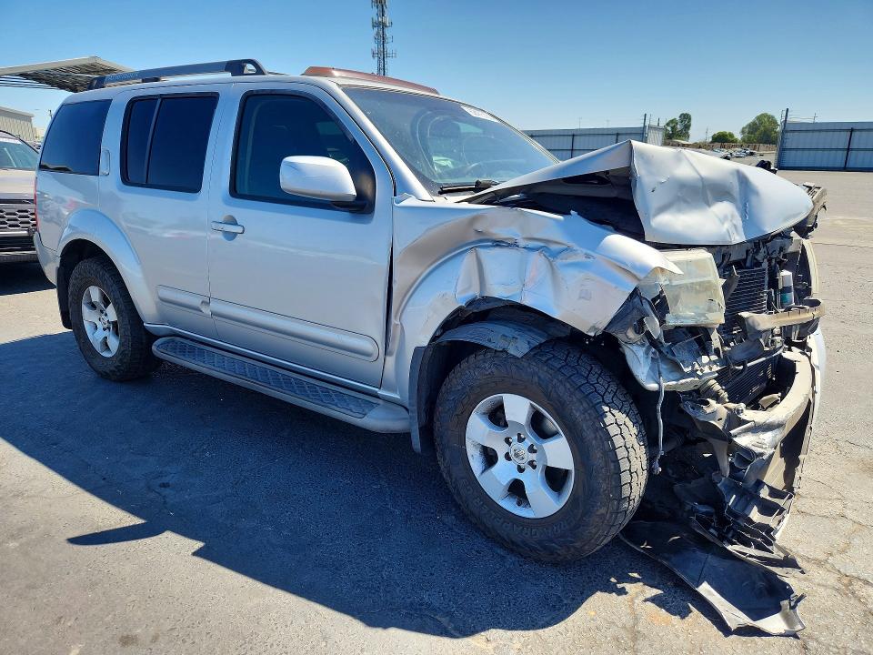 62475186 :رقم المزاد ، 5N1AR18U56C684800 vin ، 2006 Nissan Pathfinder مزاد بيع