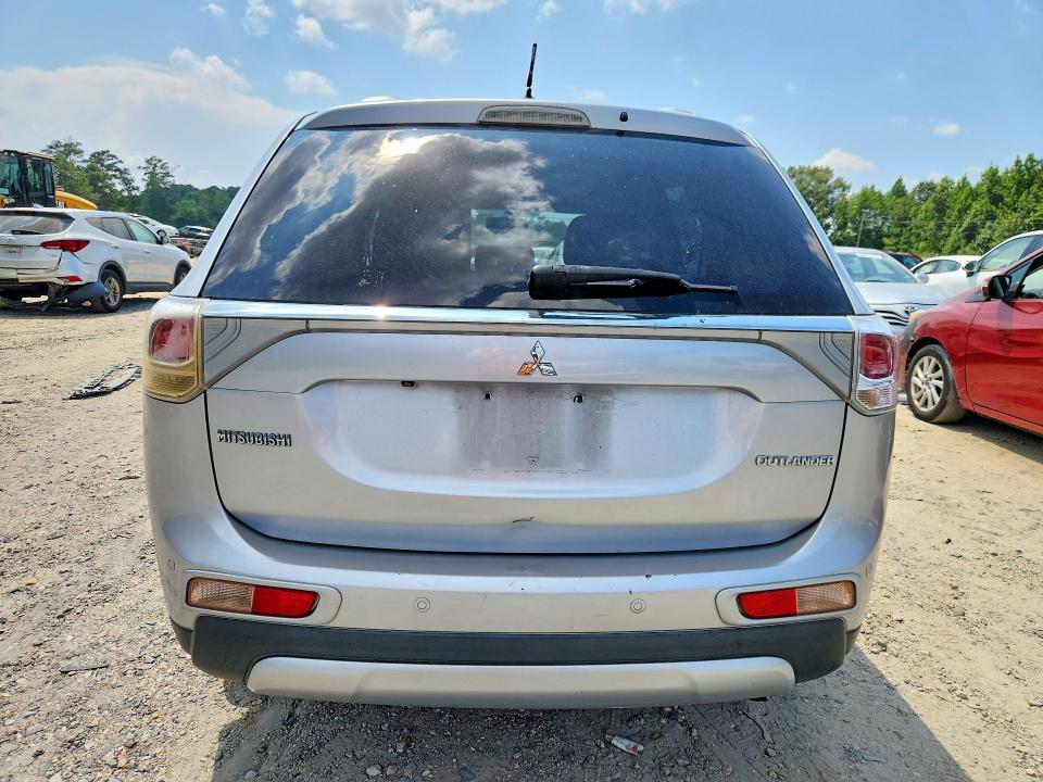 2015 Mitsubishi Outlander მანქანა იყიდება აუქციონზე, vin: JA4AD3A34FZ006806, აუქციონის ნომერი: 59592106