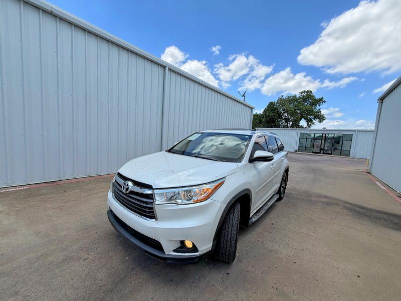 2016 Toyota Highlander მანქანა იყიდება აუქციონზე, vin: 5TDKKRFH9GS155738, აუქციონის ნომერი: 59916366