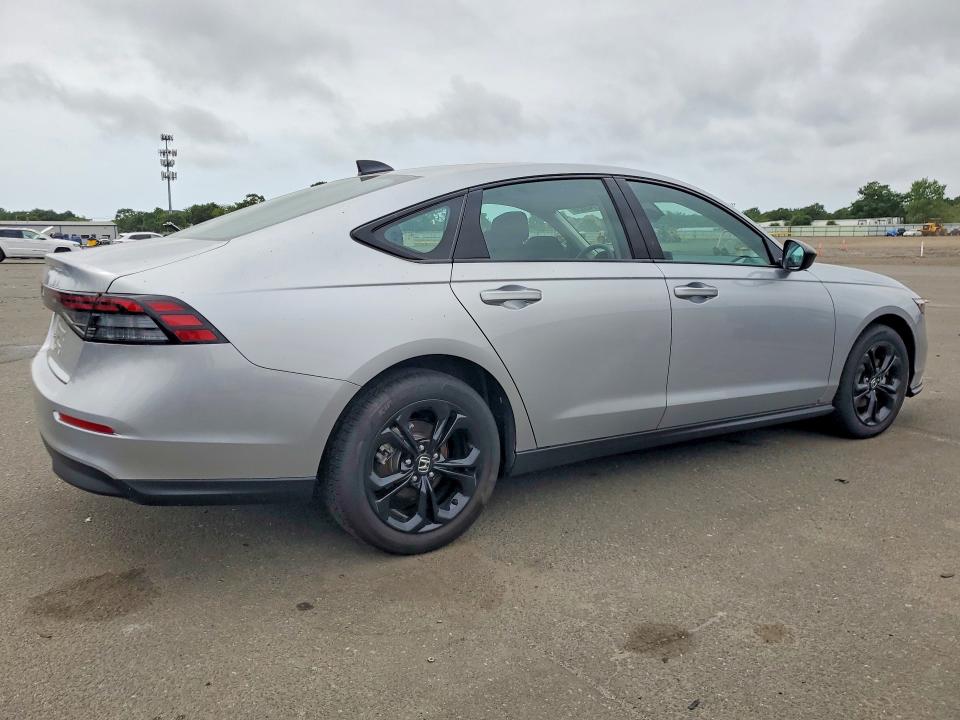 2025 Honda Accord მანქანა იყიდება აუქციონზე, vin: 1HGCY1F49SA026441, აუქციონის ნომერი: 62748626
