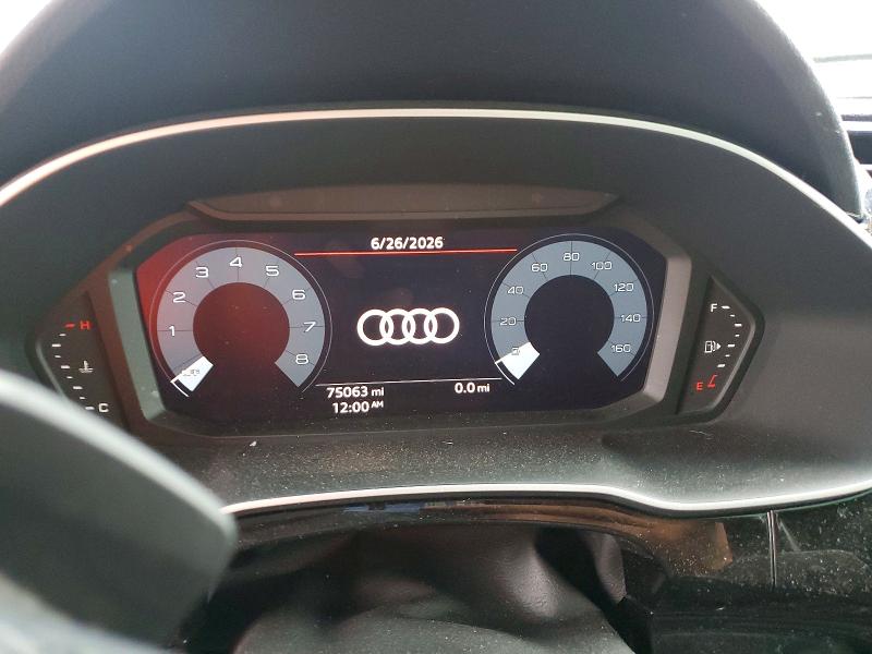 59289586 :رقم المزاد ، WA1EECF39M1022759 vin ، 2021 Audi Q3 مزاد بيع