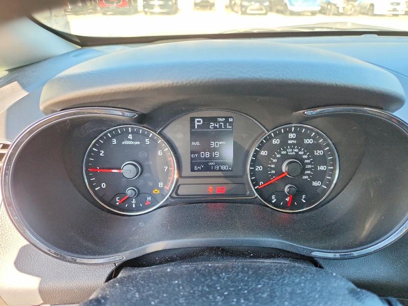 61984886 :رقم المزاد ، 3KPFK4A74JE214957 vin ، 2018 Kia Forte مزاد بيع