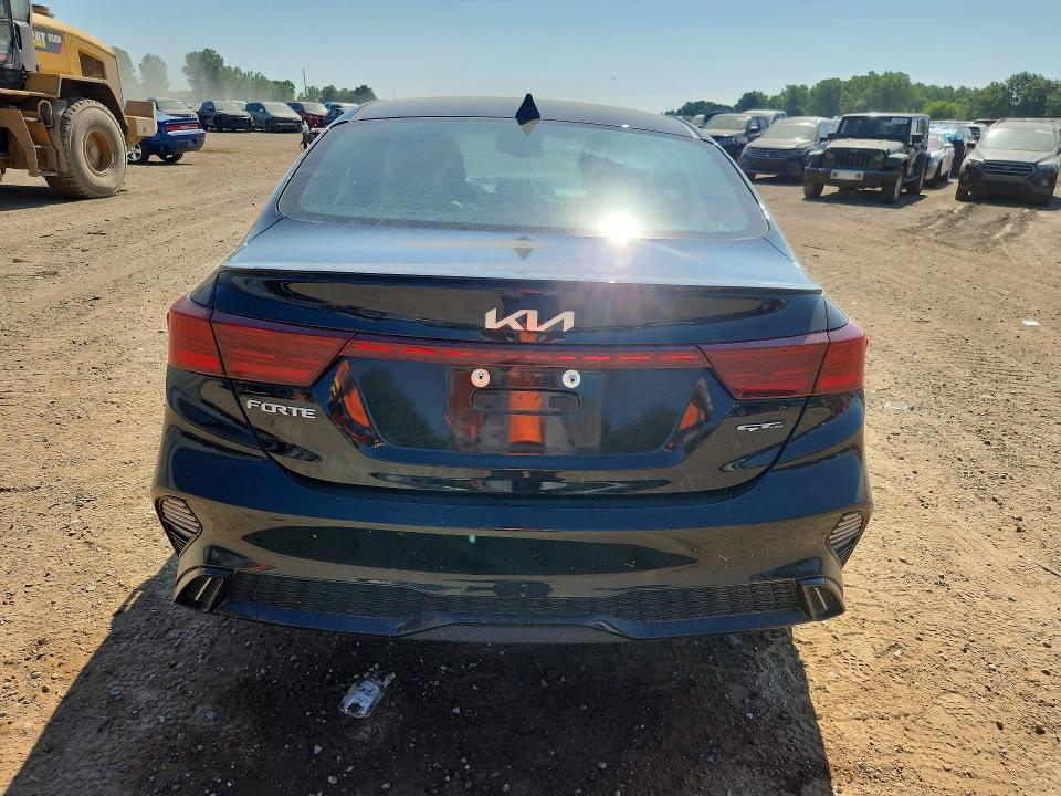 59865096 :رقم المزاد ، 3KPF54AD7PE674782 vin ، 2023 Kia Forte مزاد بيع