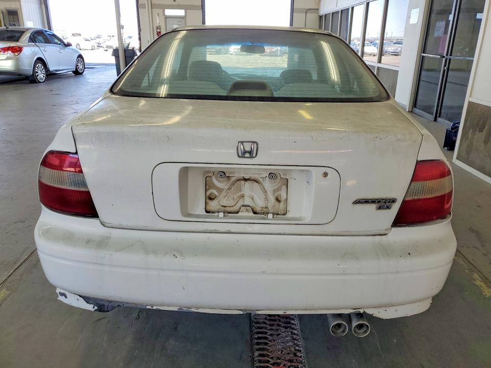 60370846 :رقم المزاد ، 1HGCD7255SA026871 vin ، 1995 Honda Accord مزاد بيع