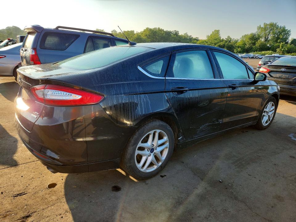 63382946 :رقم المزاد ، 1FA6P0HD2G5129485 vin ، 2016 Ford Fusion مزاد بيع