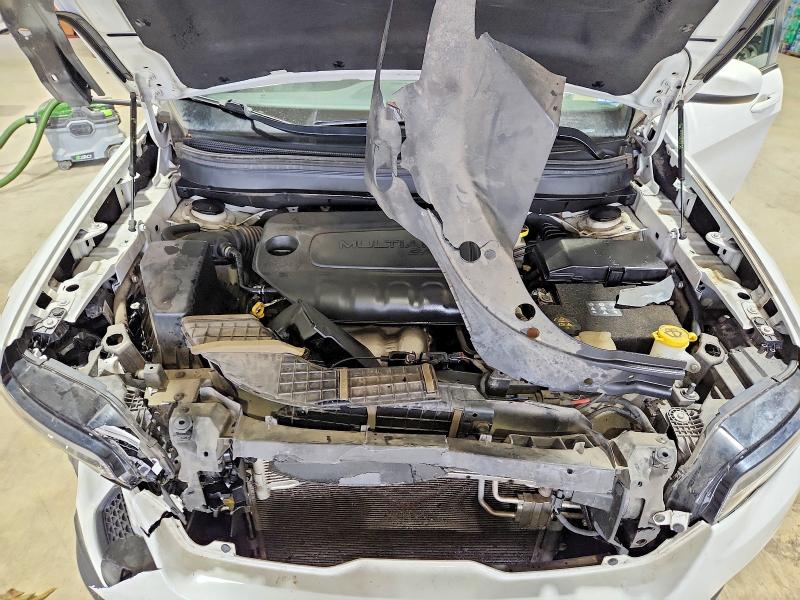 60820816 :رقم المزاد ، 1C4PJLCB5LD628319 vin ، 2020 Jeep Cherokee مزاد بيع