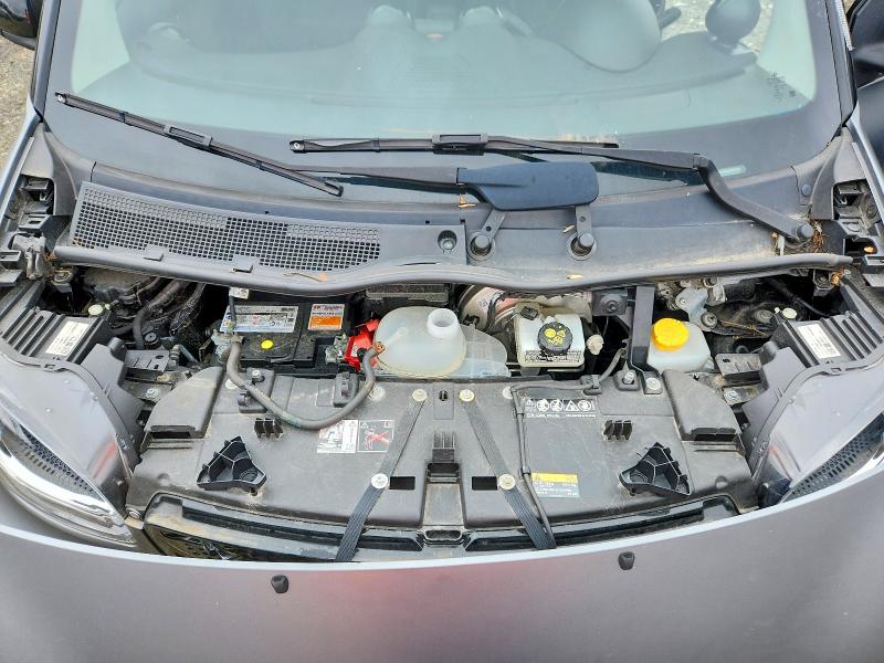60167766 :رقم المزاد ، WMEFK9BA8KK393186 vin ، 2019 Smart Fortwo مزاد بيع